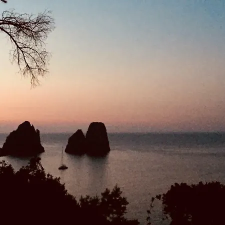 Caprese Guest house *