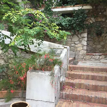 Caprese Guest house *